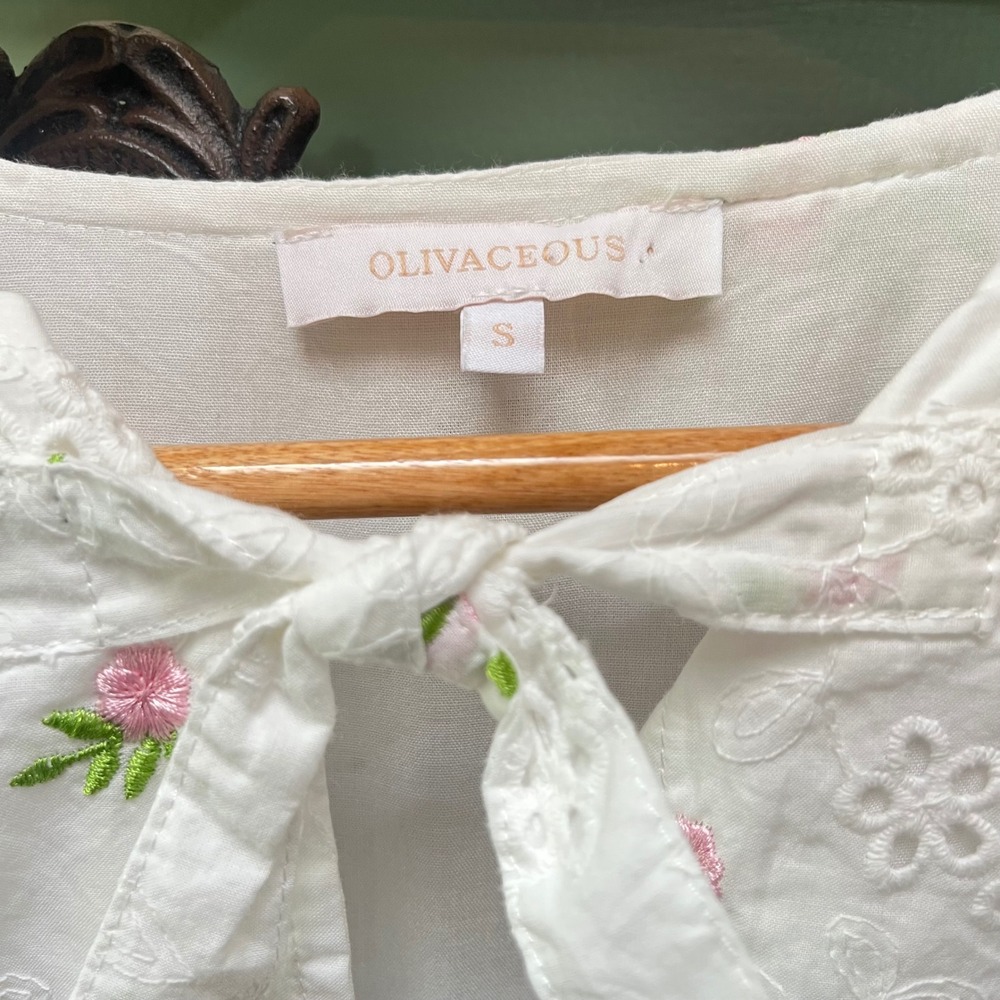 Olivaceous White Eyelet Floral Embroidered Tie Front Babydoll Mini Dress S - Picture 6 of 7